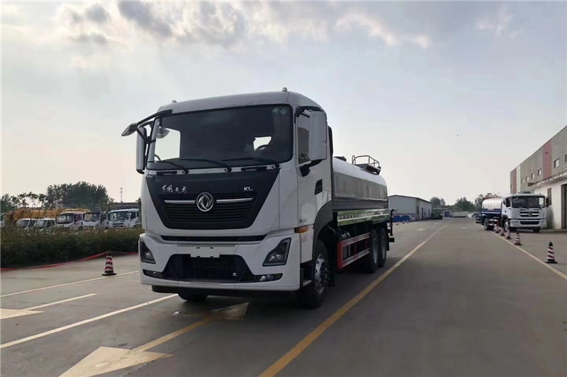 東風(fēng)天龍后八輪20噸噴霧車，國六綠化噴灑車